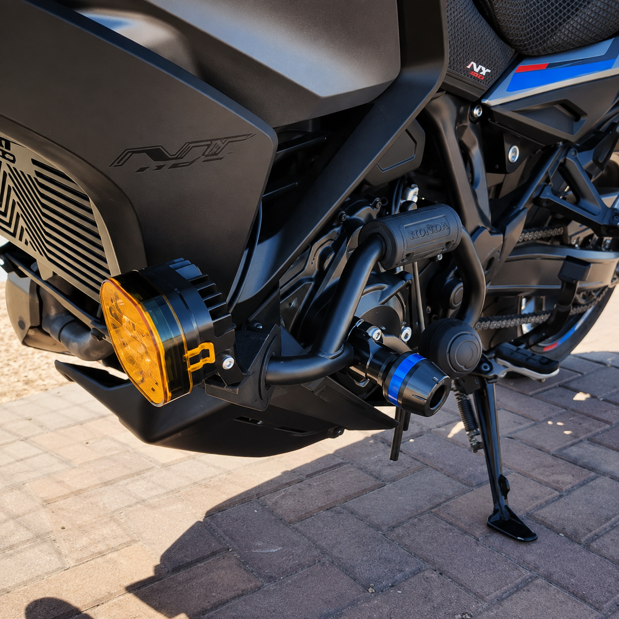Motorcycle Frame Sliders - Universal Crash Protection for 22–28mm